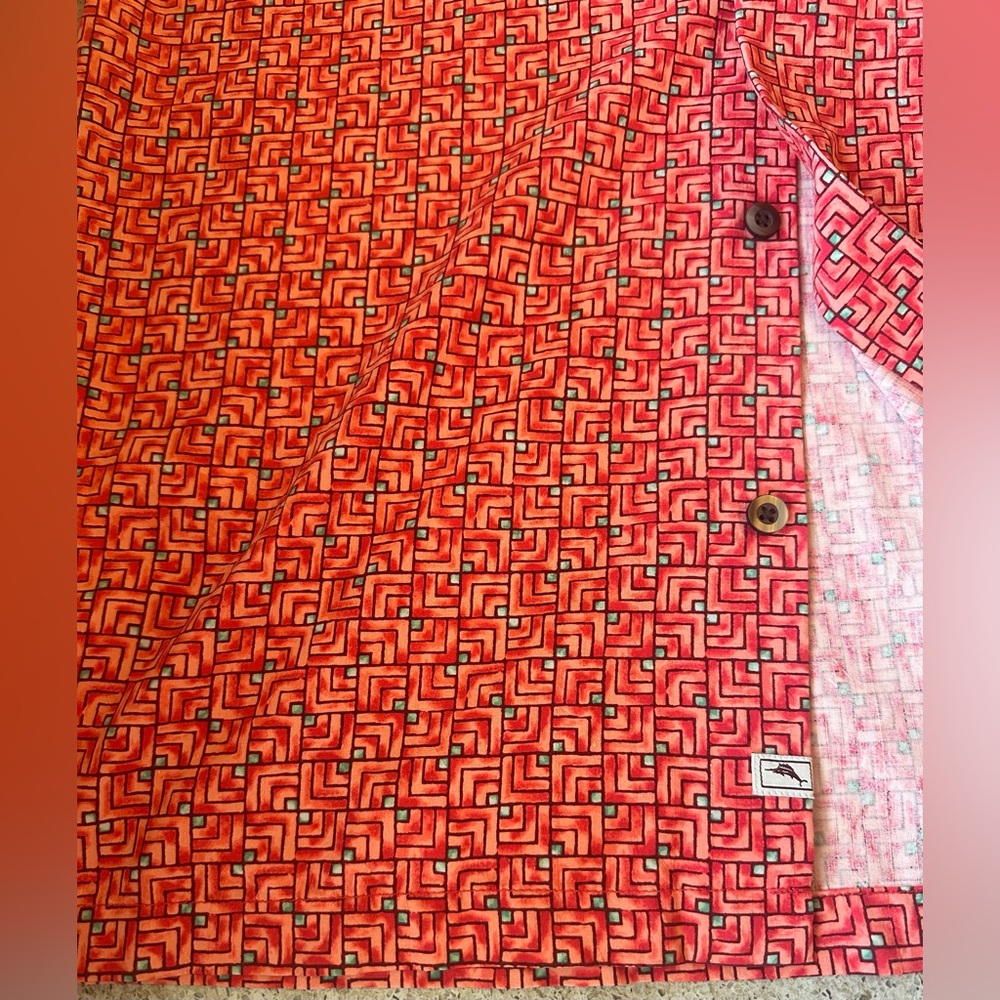 Tommy Bahama Red and White Geometric Men's Shirt - Picture 3 of 6